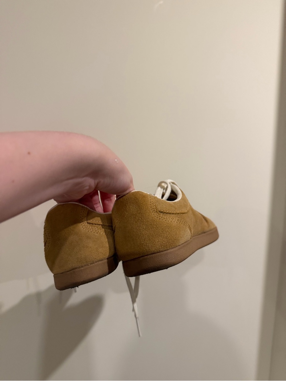 Zara Women’s Suede Lace-Up Sneakers in Camel with White Laces - Picture 3 of 4